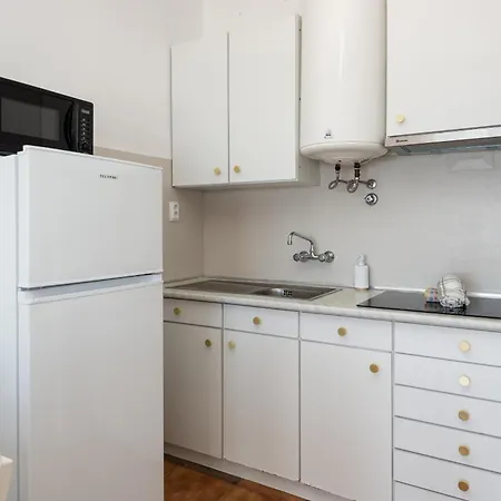 Maresia - Front - Quarteira * וילהמורה